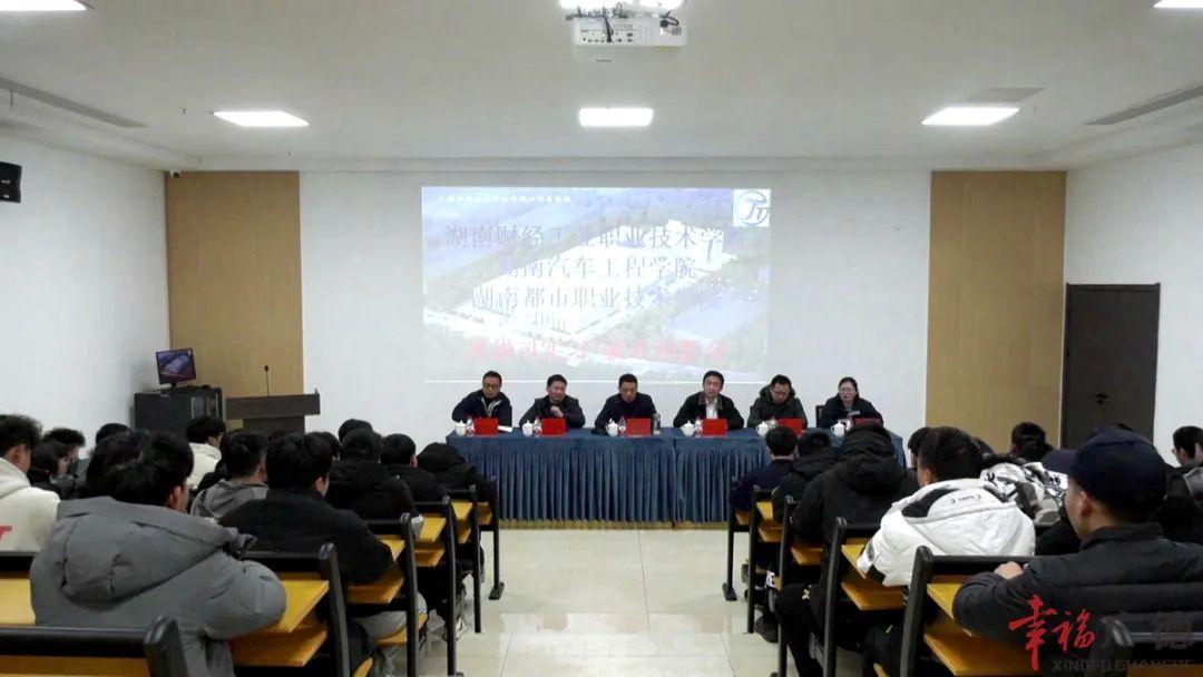 辉县最新招聘，变化带来自信，学习铸就未来职场之路